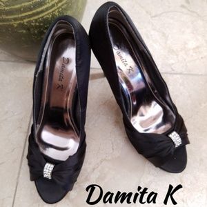 NWOT Damita K Satin Slingback Heels